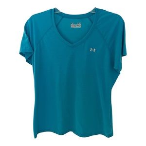 Under Armour Blue Semi-Fitted Heat Gear Top Size Large